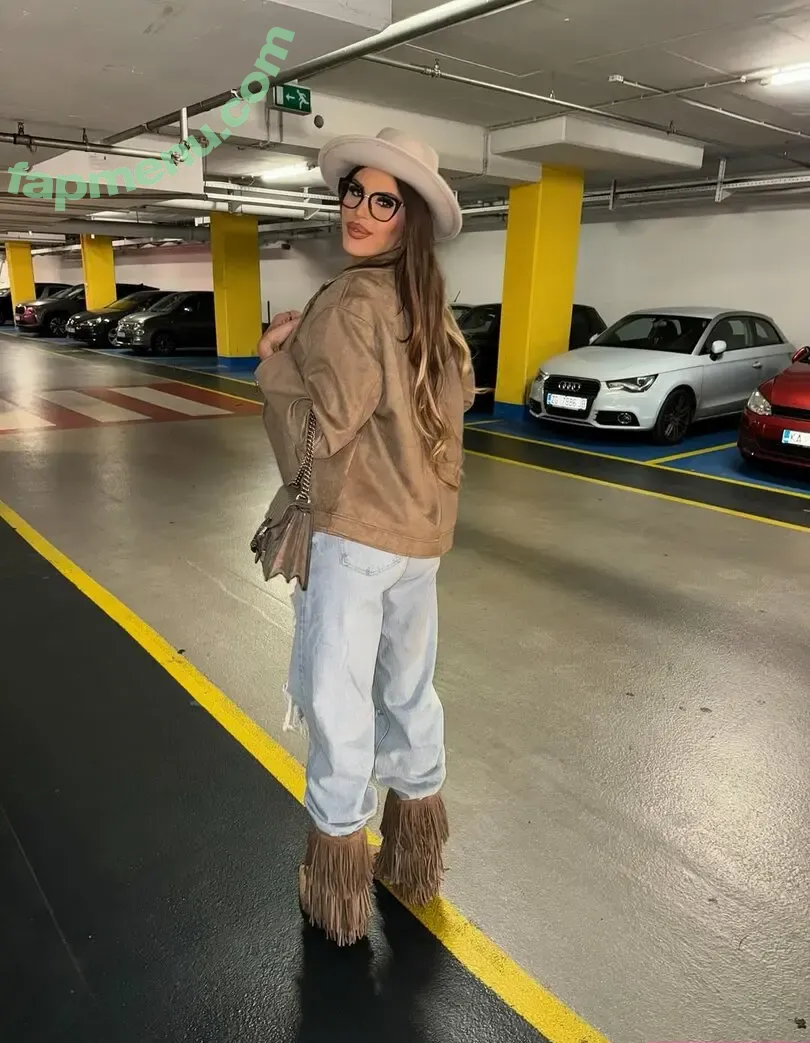 Marija Meglaj nude photo #0495 (marija_meglaj / marijameglaj)