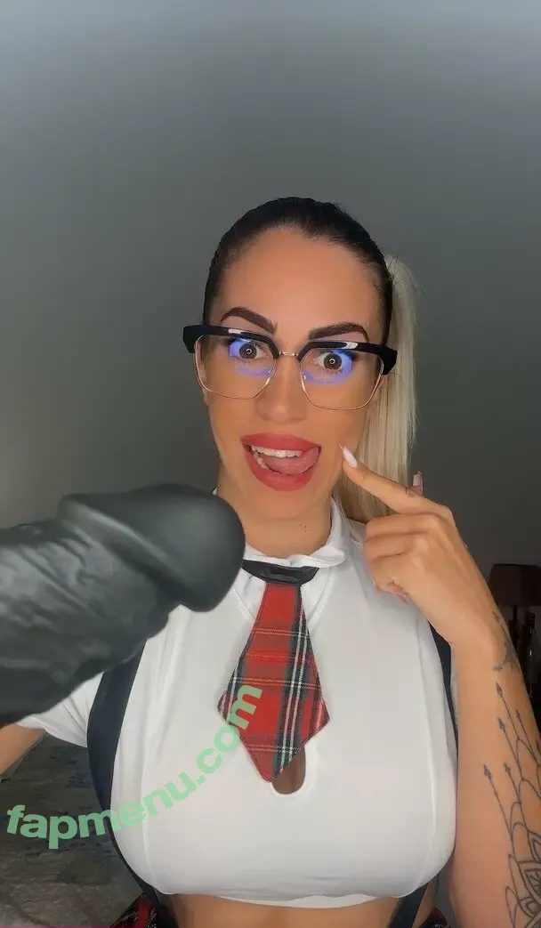 marikamilaniofficial nude photo #0018 (marika_milani_official)