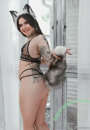 marilunafansfree / marilunafans nude photo #0003