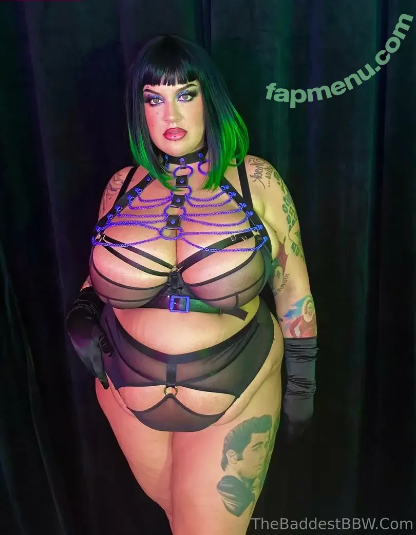 Marilyn Mayson nude photo #0043 (killthemwithfineness / marilynmilkedme)