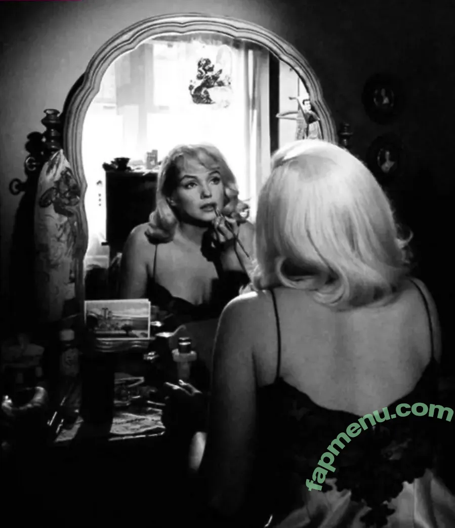 Marilyn Monroe nude photo #0009 (marilynmonroe)
