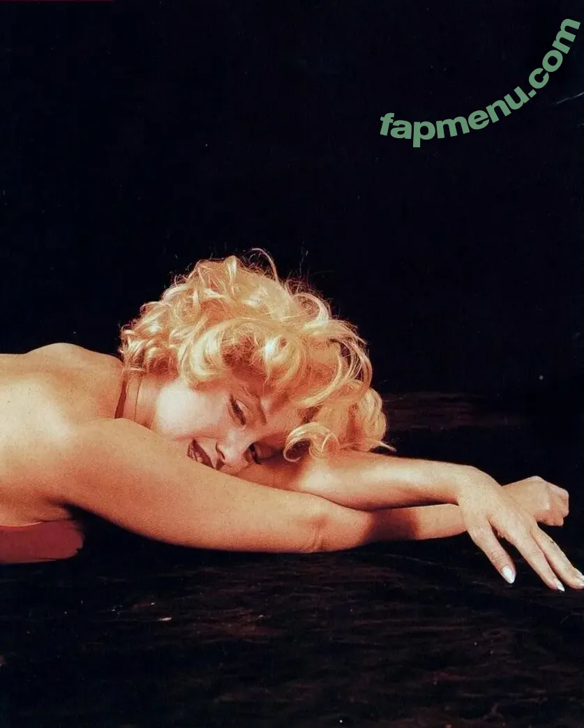 Marilyn Monroe nude photo #0102 (marilynmonroe)