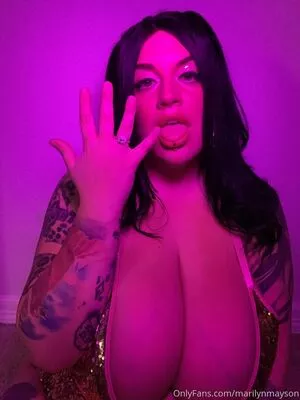 marilynmayson / killthemwithfineness nude photo #0009