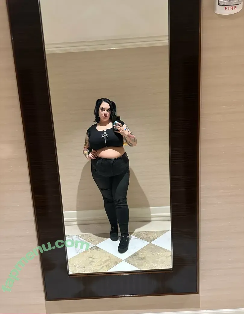 marilynmilkedme nude photo #0003 (killthemwithfineness)