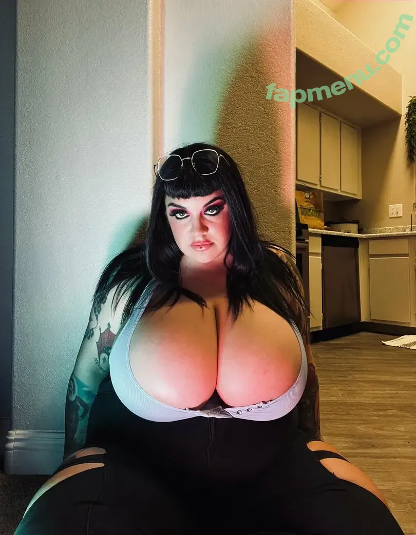 marilynmilkedme nude photo #0033 (killthemwithfineness)