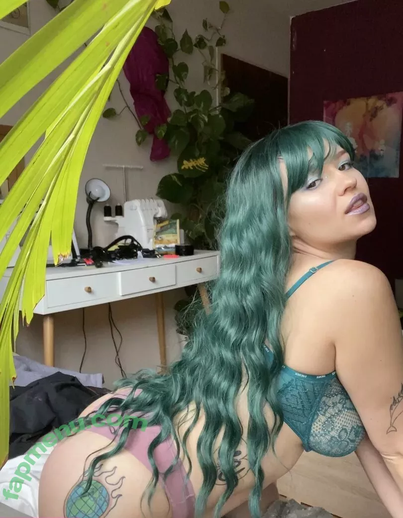 marilynwho nude photo #0010 (mmarilynwhoooo)