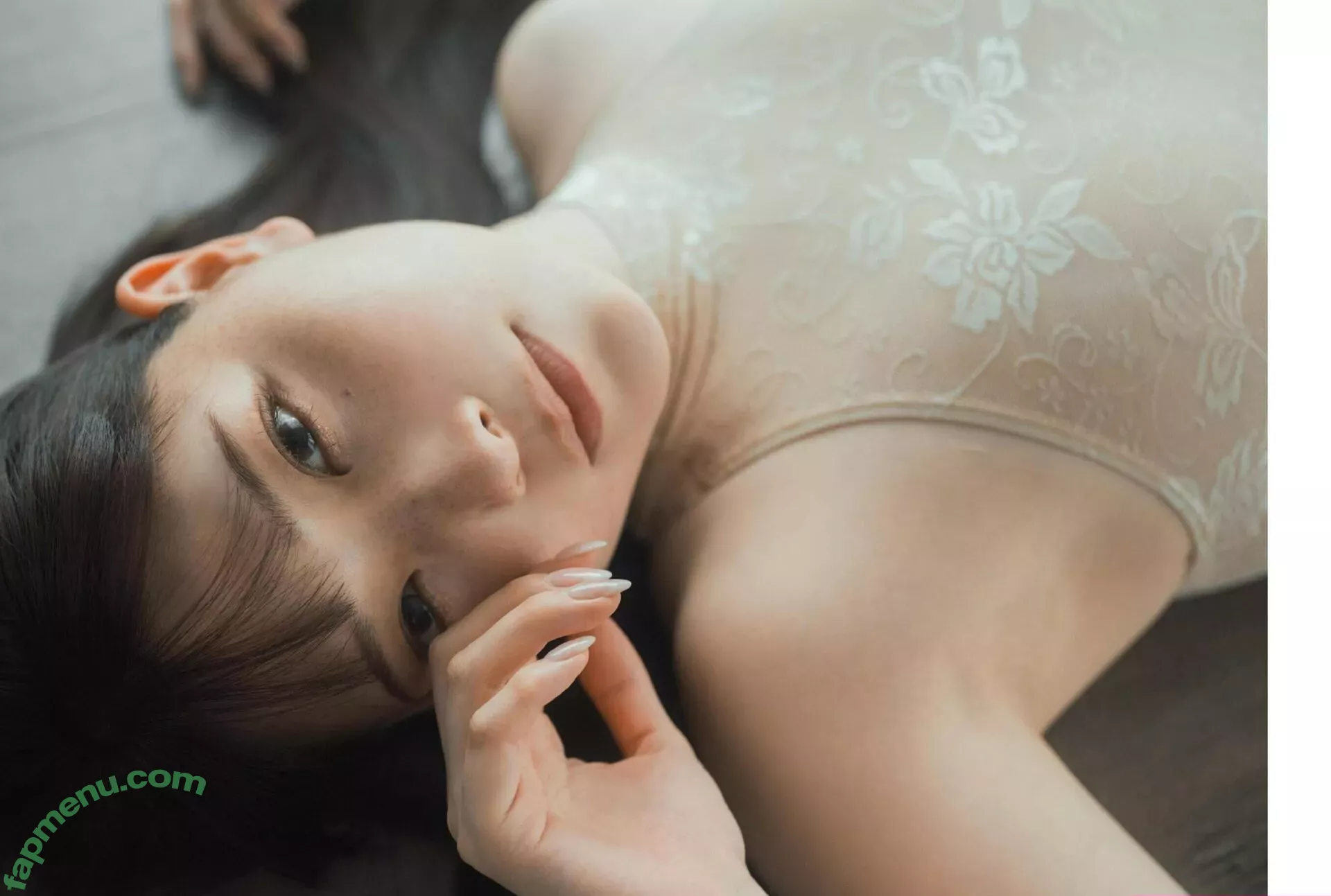 Marina Amatsu nude photo #0658 (r_ap82_ / r_ap8_ / あまつまりな)