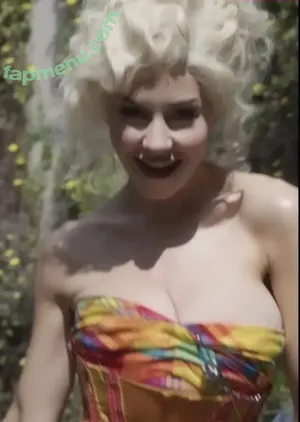 Marina Diamandis / marina and the diamonds / marinadiamandis nude photo #0654