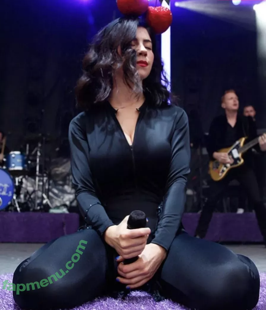 Marina Diamandis nude photo #0302 (marina and the diamonds / marinadiamandis)