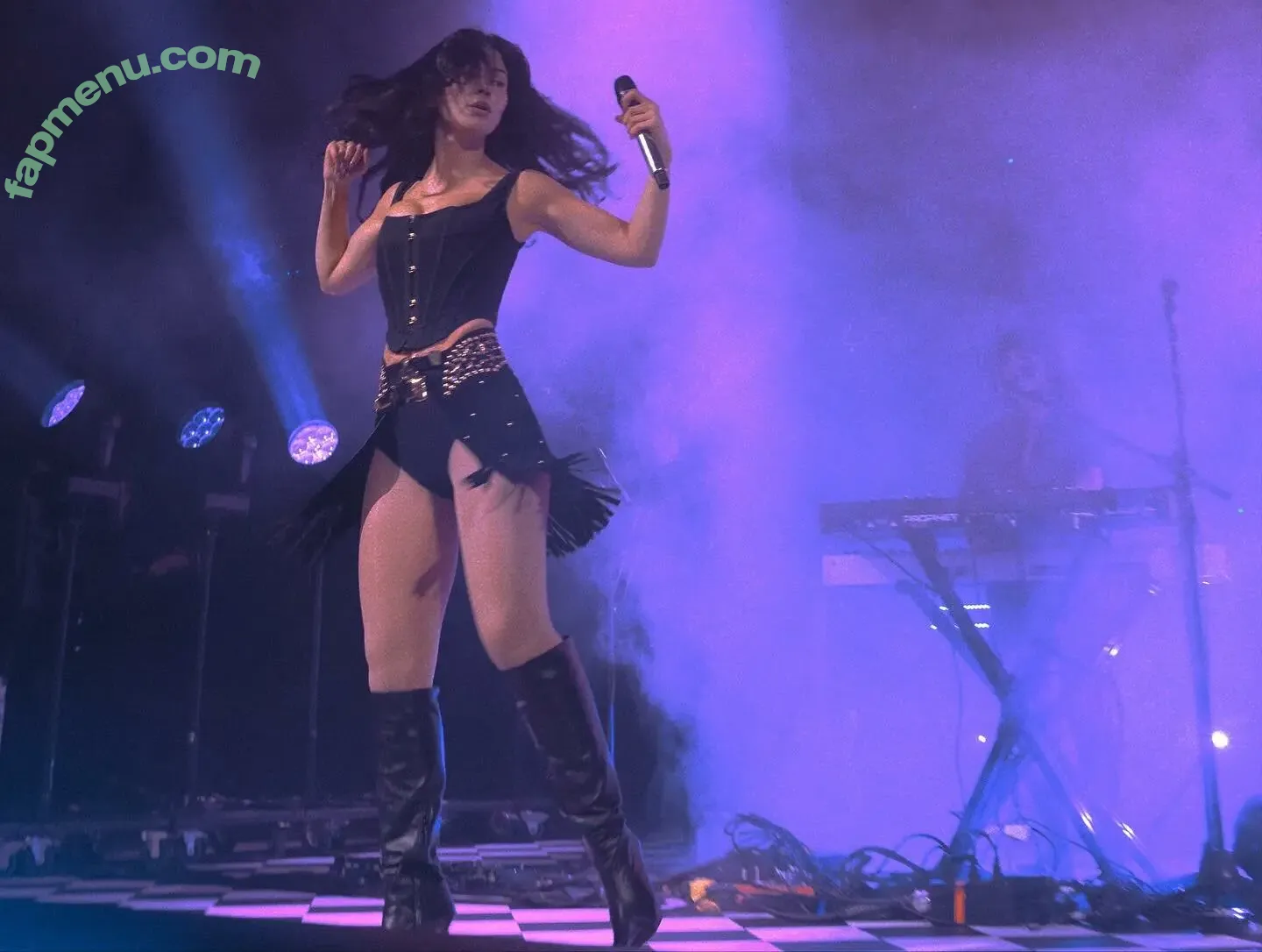 Marina Diamandis nude photo #0666 (marina and the diamonds / marinadiamandis)