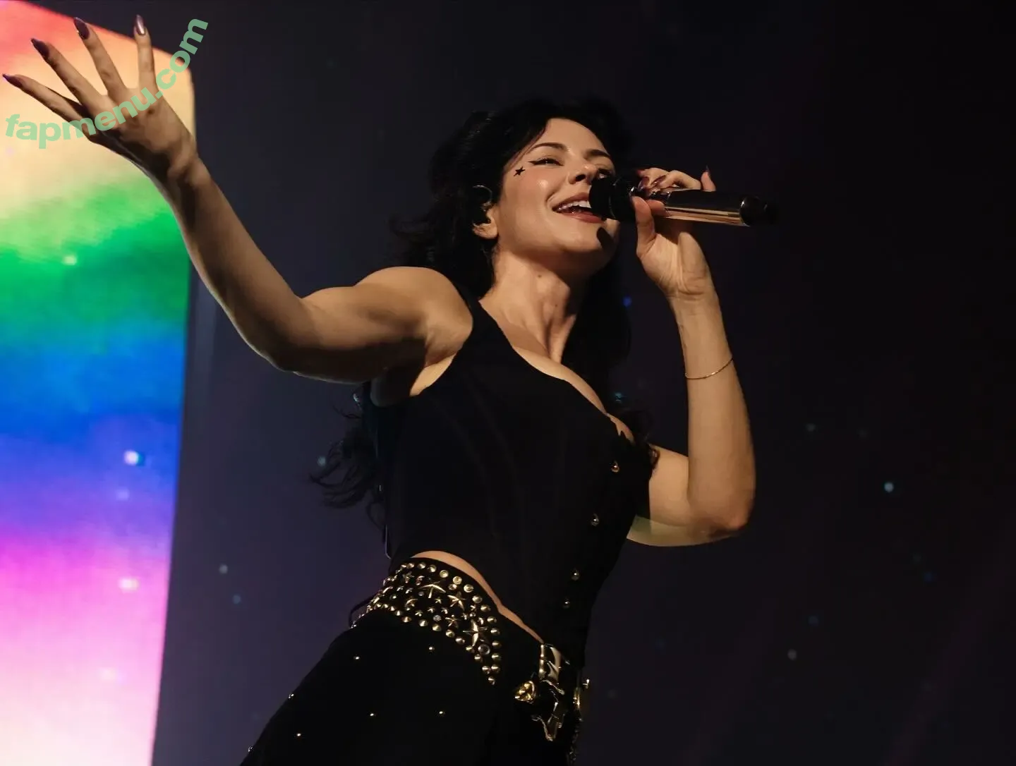 Marina Diamandis nude photo #0669 (marina and the diamonds / marinadiamandis)