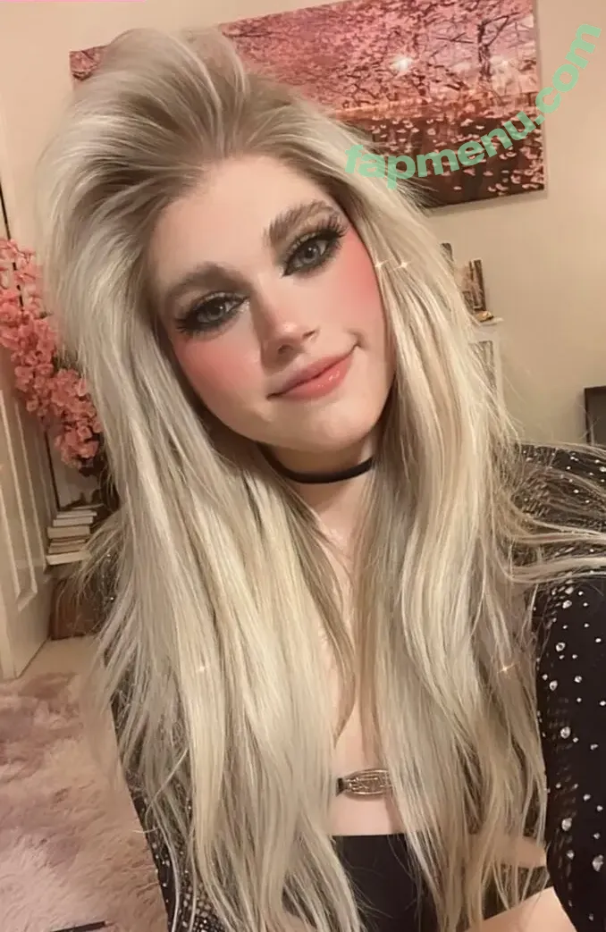 Marina Joyce nude photo #0016 (marinamewmeow)