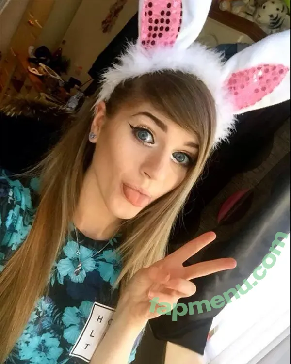 Marina Joyce nude photo #0026 (marinamewmeow)