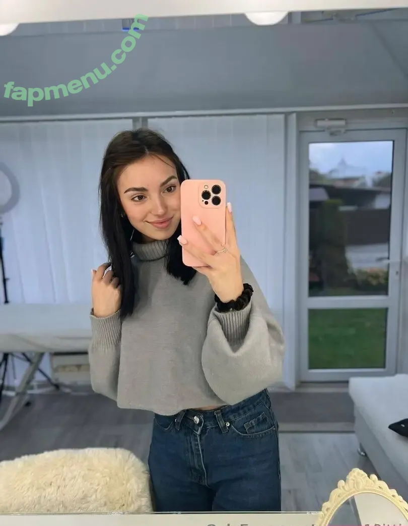marina_kitti nude photo #0120 (marinakikit)