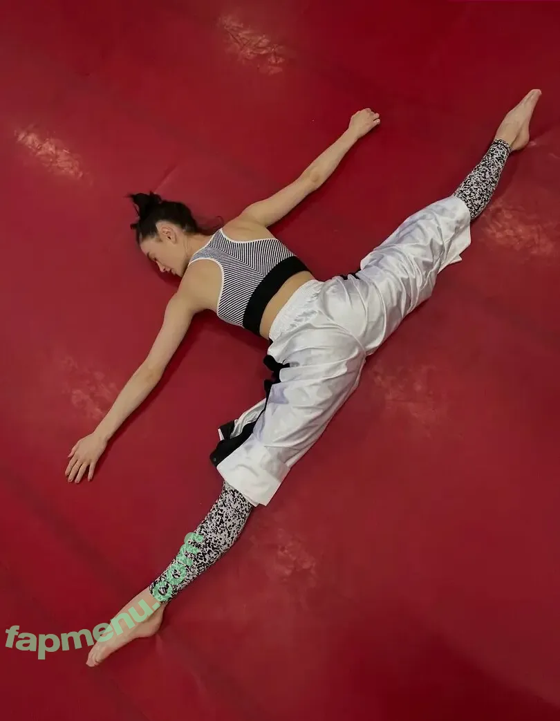 marina_mazepa nude photo #0137 (Marina Mazepa / katharinamazepa)