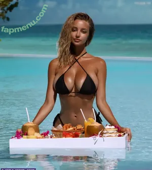 Marina nabokina / MRN_nbk / Mari Nabokina / mari_nabokina nude photo #0023