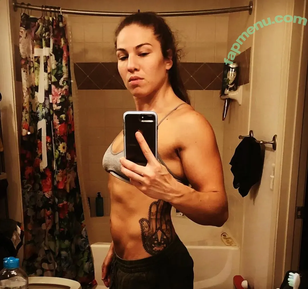 Marina Shafir nude photo #0002 (Marina Shafir)