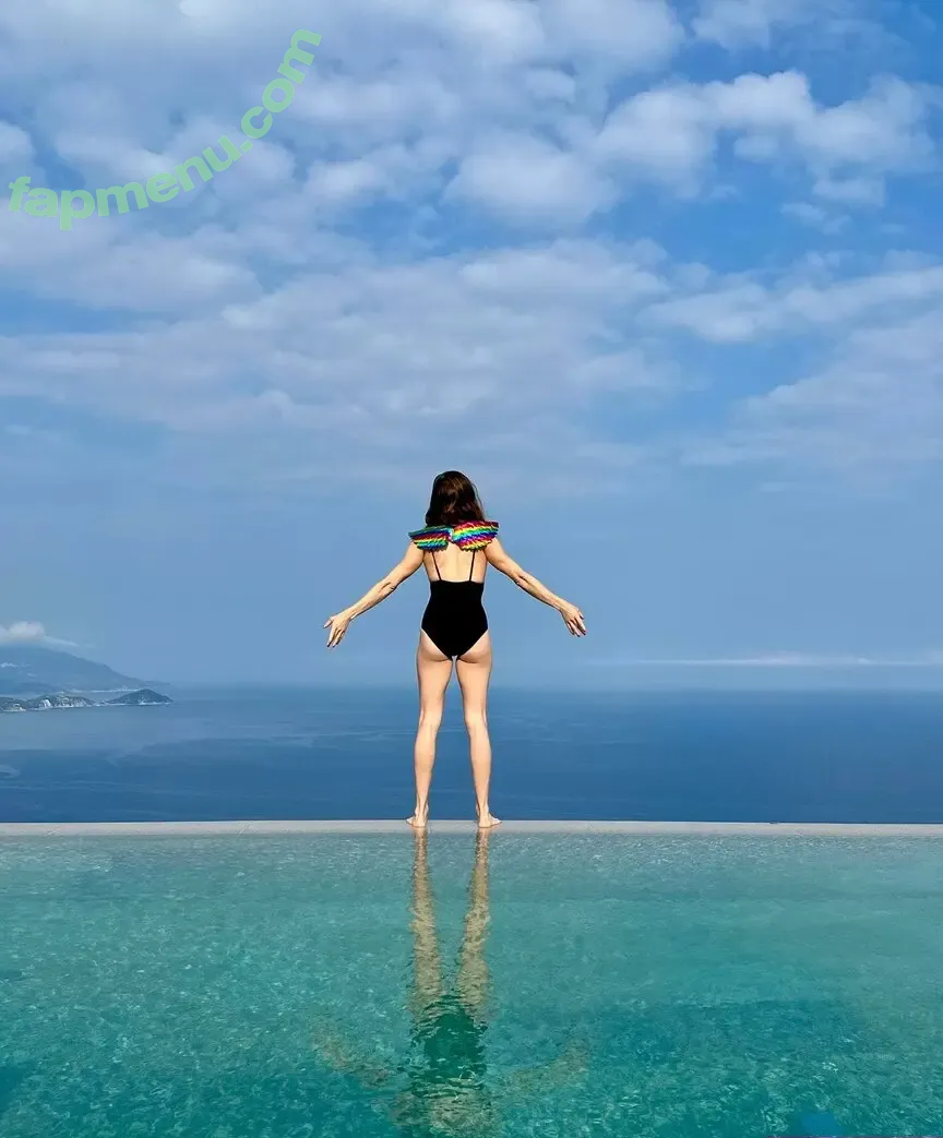 Marina Squerciati nude photo #0033 (marinasqu)