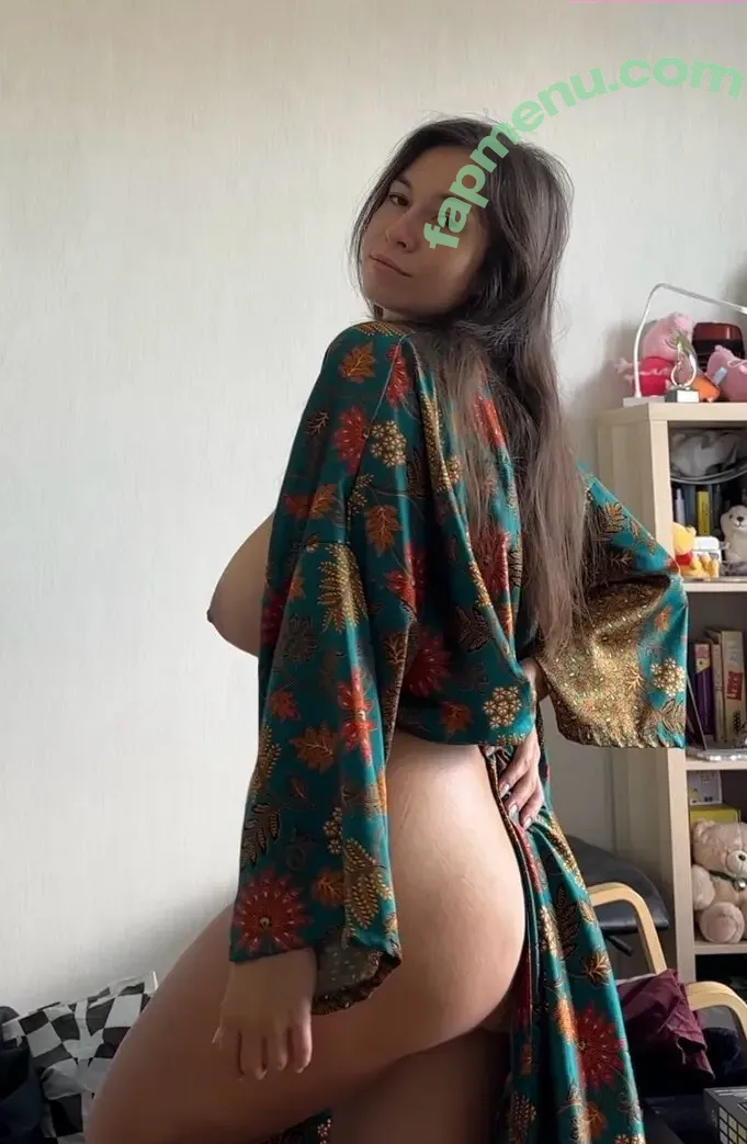 Marina Vydrina nude photo #0026 (maginoid / marinanenado / vydmarina)