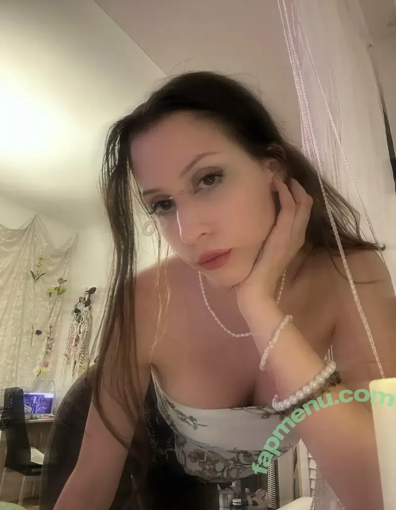 marinaderat nude photo #0023 (marinaderat)