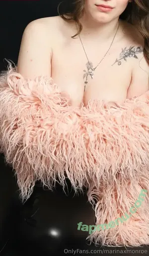 marinamonroefree / marinaxmonroe nude photo #0025