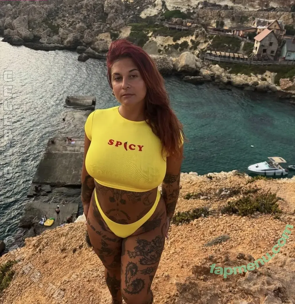 Marine Palmieri nude photo #0084 (marine_palmieri)