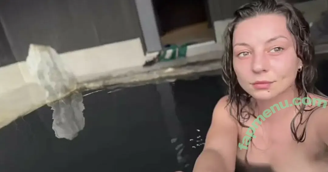 Marinejane420 nude photo #0007 (marinejane2.0 / maryyjane420 / thehoriballer)