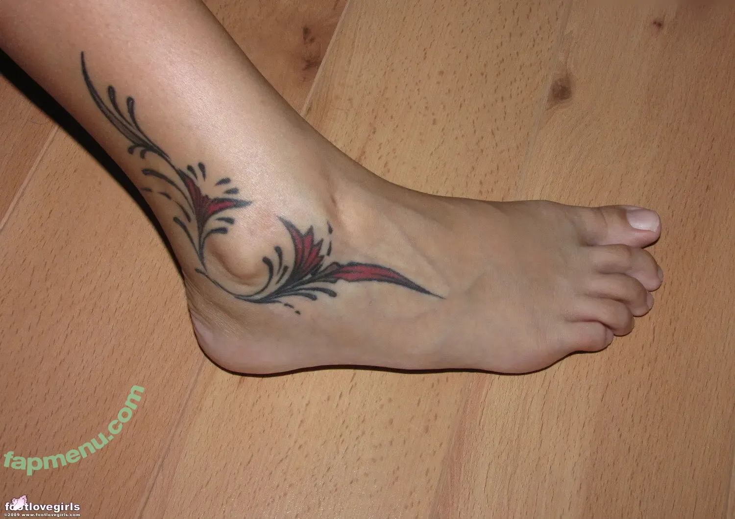 Marinka nude photo #0212 (Marinka)