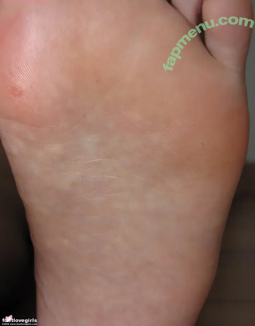 Marinka nude photo #0222 (Marinka)