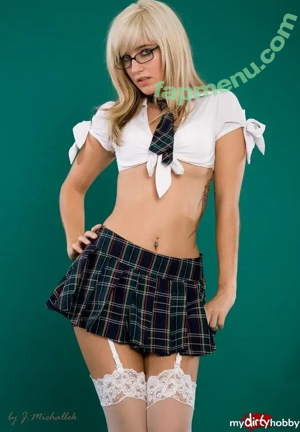 Marinka nude photo #0467 (Marinka)