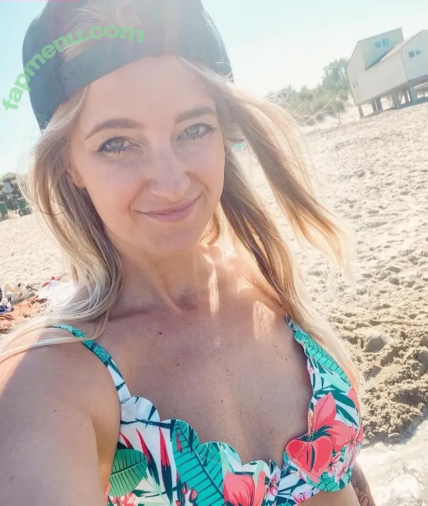 Marinka nude photo #0883 (Marinka)