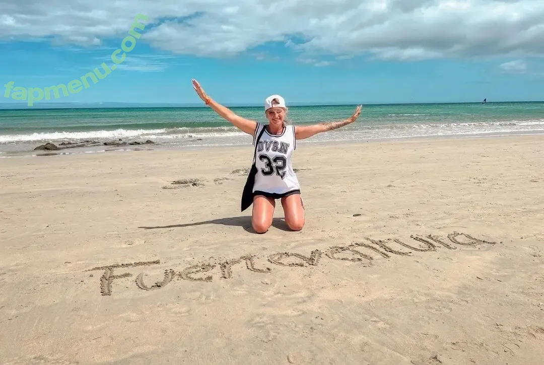 Marinka nude photo #0889 (Marinka)