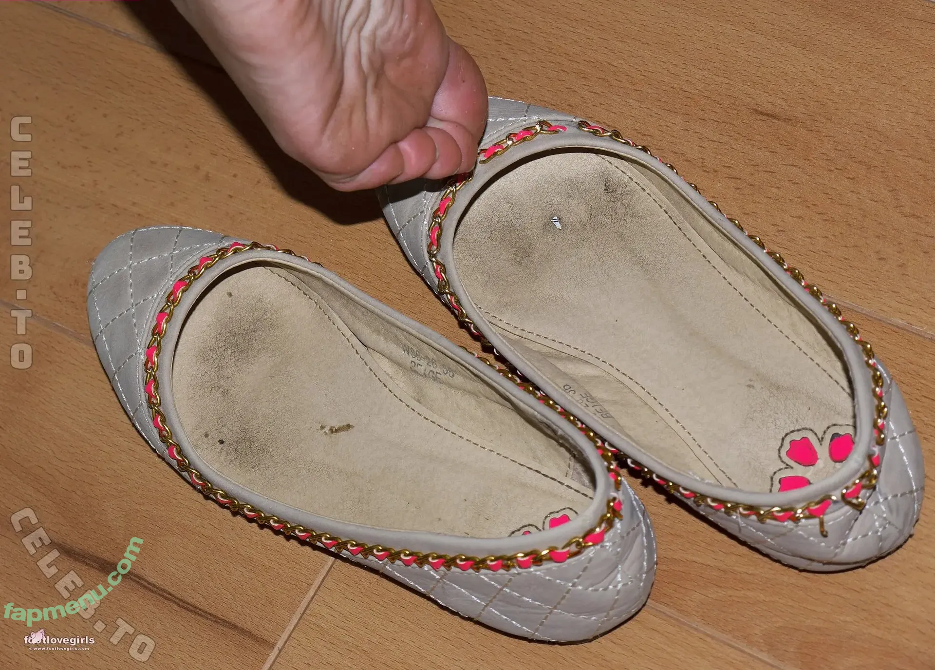 Marinka nude photo #1465 (Marinka)