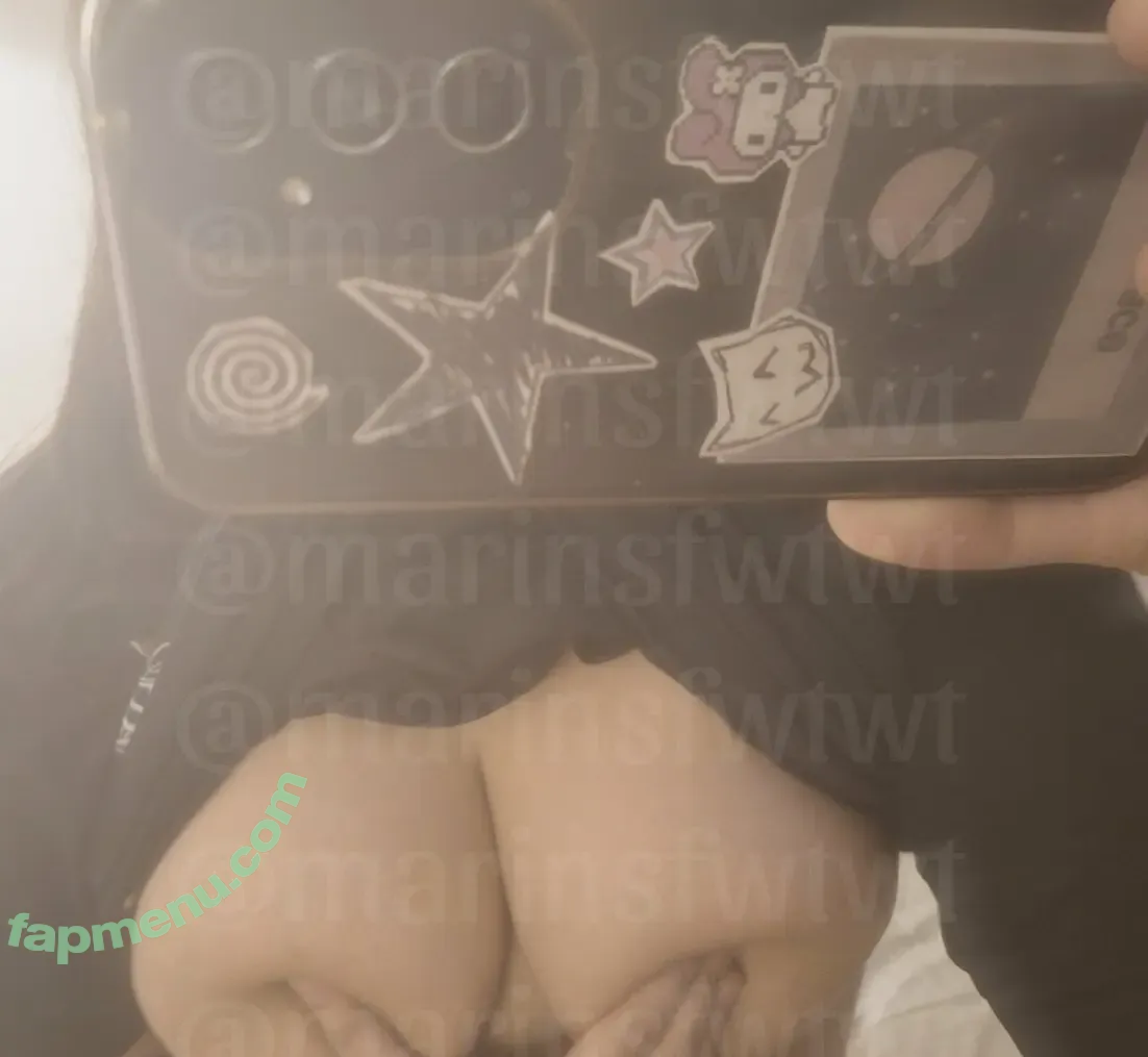 marinsfwtwt nude photo #0001 (marinsfwww)