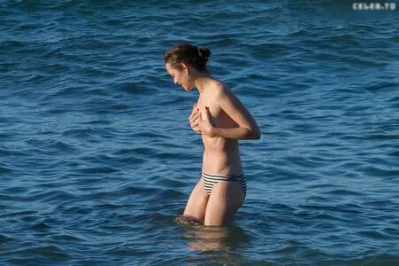 Marion Cotillard / marion_cotillar / marioncotillard nude photo #0115