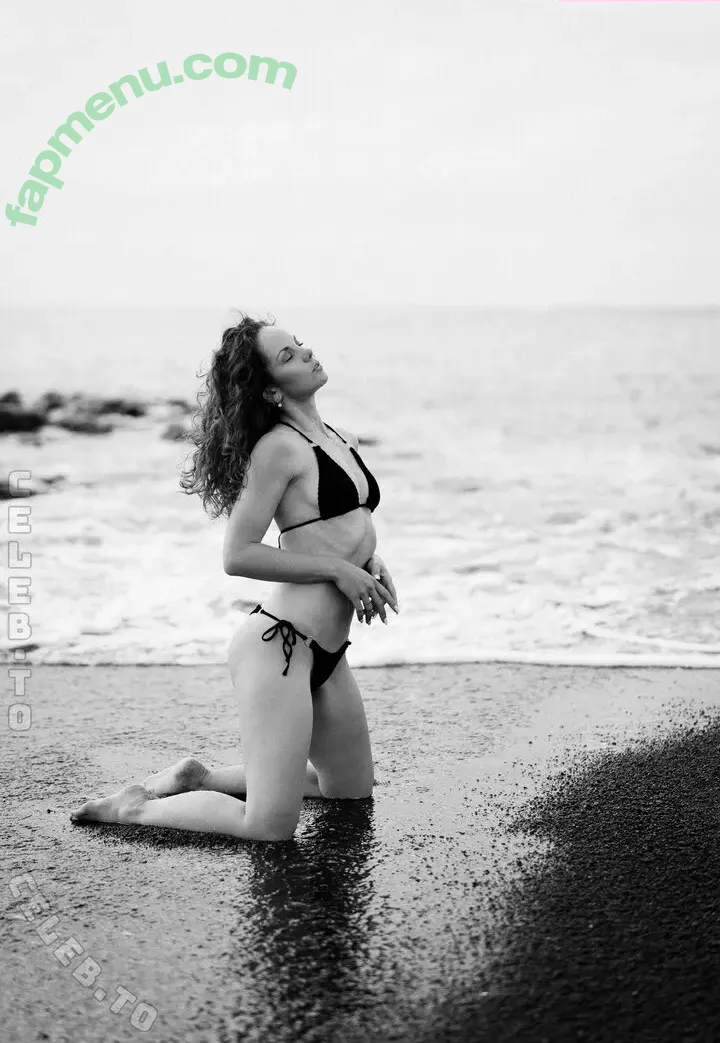 mariouge nude photo #0038 (mariouge)