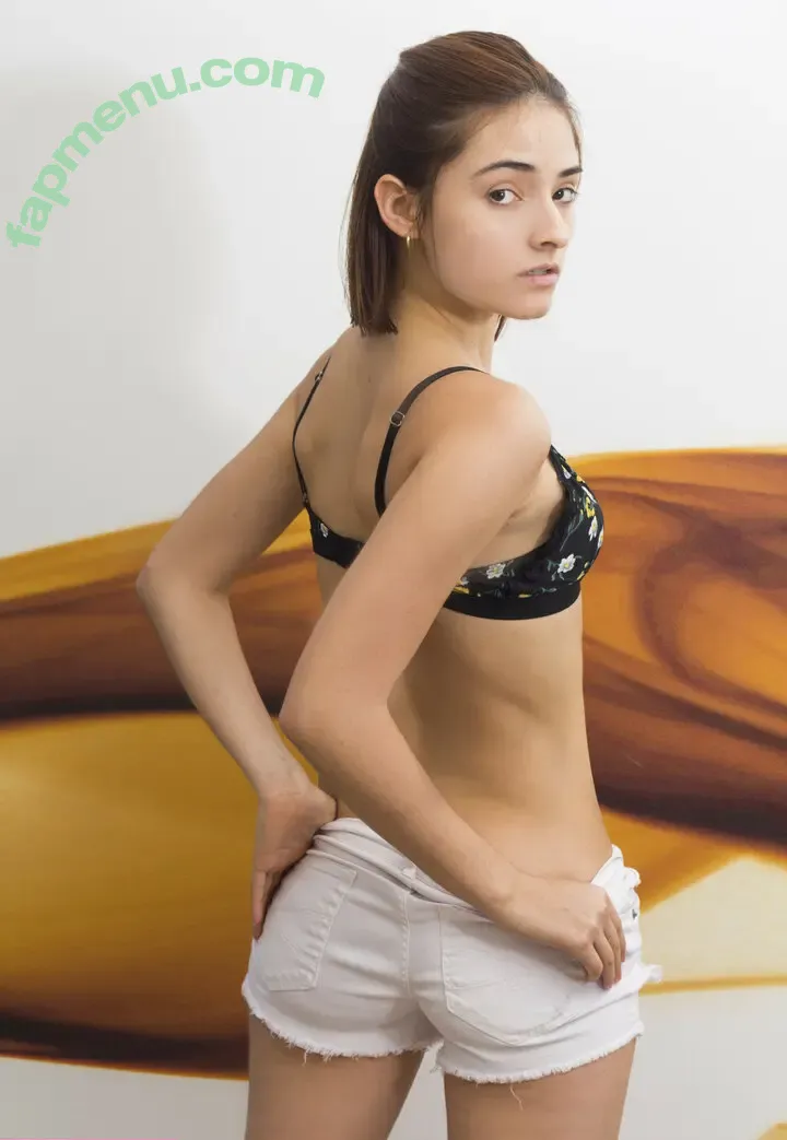 Maripaez nude photo #0164 (Maripaez)