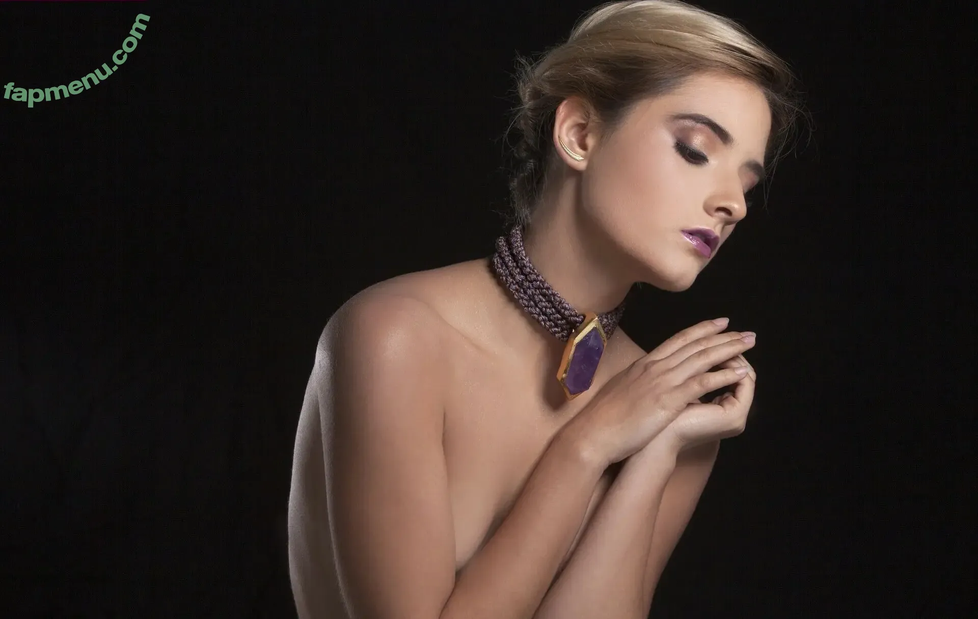 Maripaez nude photo #0288 (Maripaez)