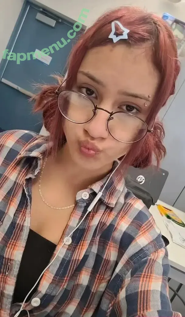 marireadytoparti nude photo #0011 (_mariana.47)