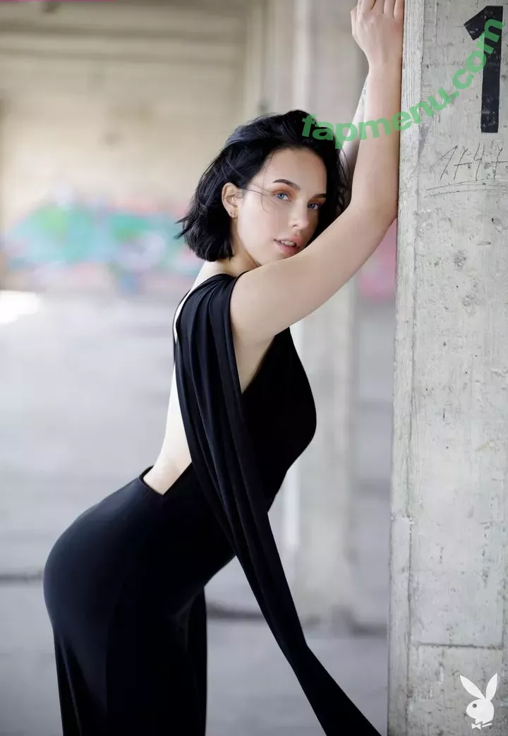 Marisa Ehret nude photo #0041 (posts / theothermidwife)