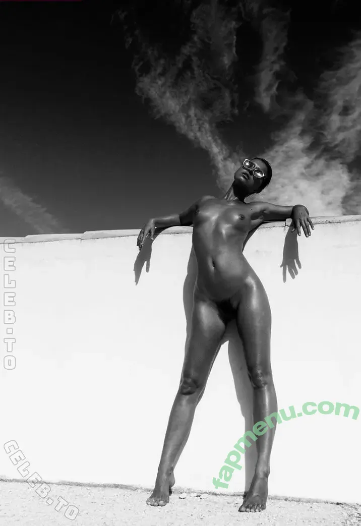 Marisa Papen nude photo #0669 (formarisapapen)