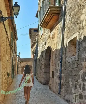 Marisa Riquelme / la.cocinera.viajera / larissa.riquelme / marisa._riquelme / marisariquelme8 nude photo #0040