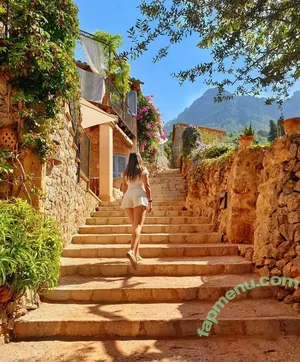 Marisa Riquelme / la.cocinera.viajera / larissa.riquelme / marisa._riquelme / marisariquelme8 nude photo #0047