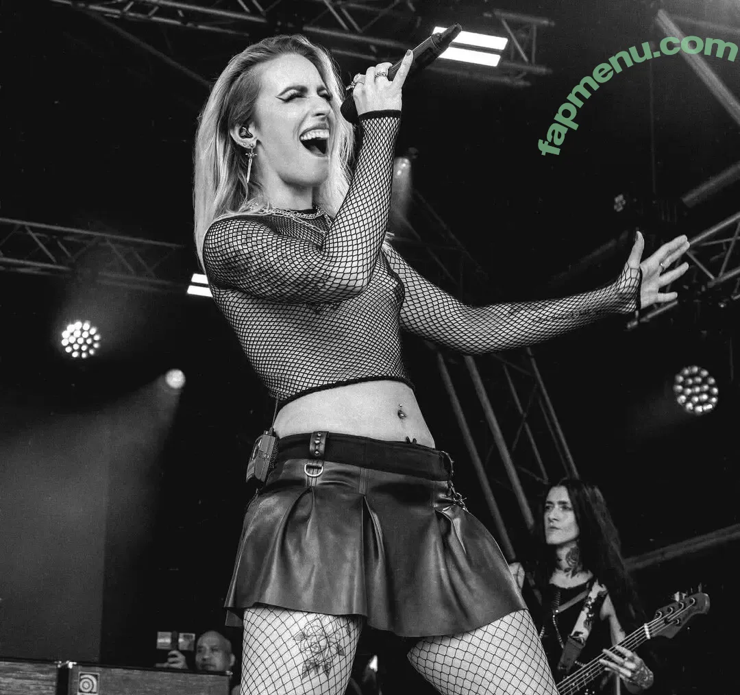 Marisa Rodriguez Singer nude photo #0030 (marisasingsalot)