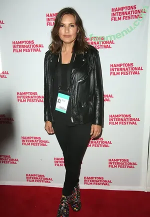 Mariska Hargitay / therealmariskahargitay nude photo #0180