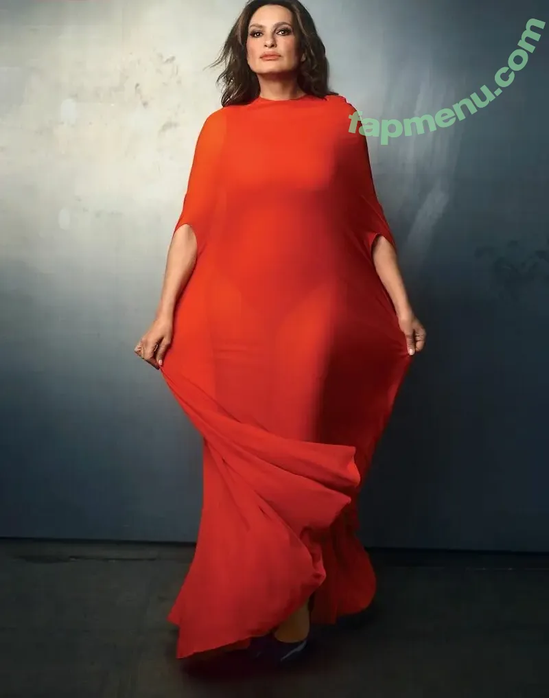 Mariska Hargitay nude photo #0186 (therealmariskahargitay)