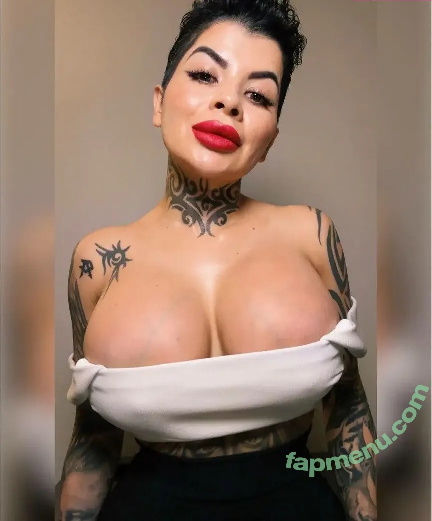 Marisol Acosta nude photo #0008 (Boxing Commentator and Tattoo Enthusiast / marisol_a_cost_a)