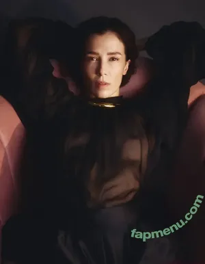 Marjorie Estiano / estianomarjorie nude photo #0113