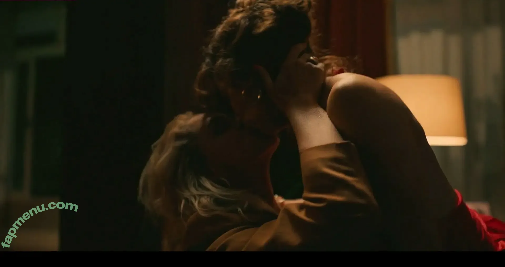 Marjorie Estiano nude photo #0137 (estianomarjorie)