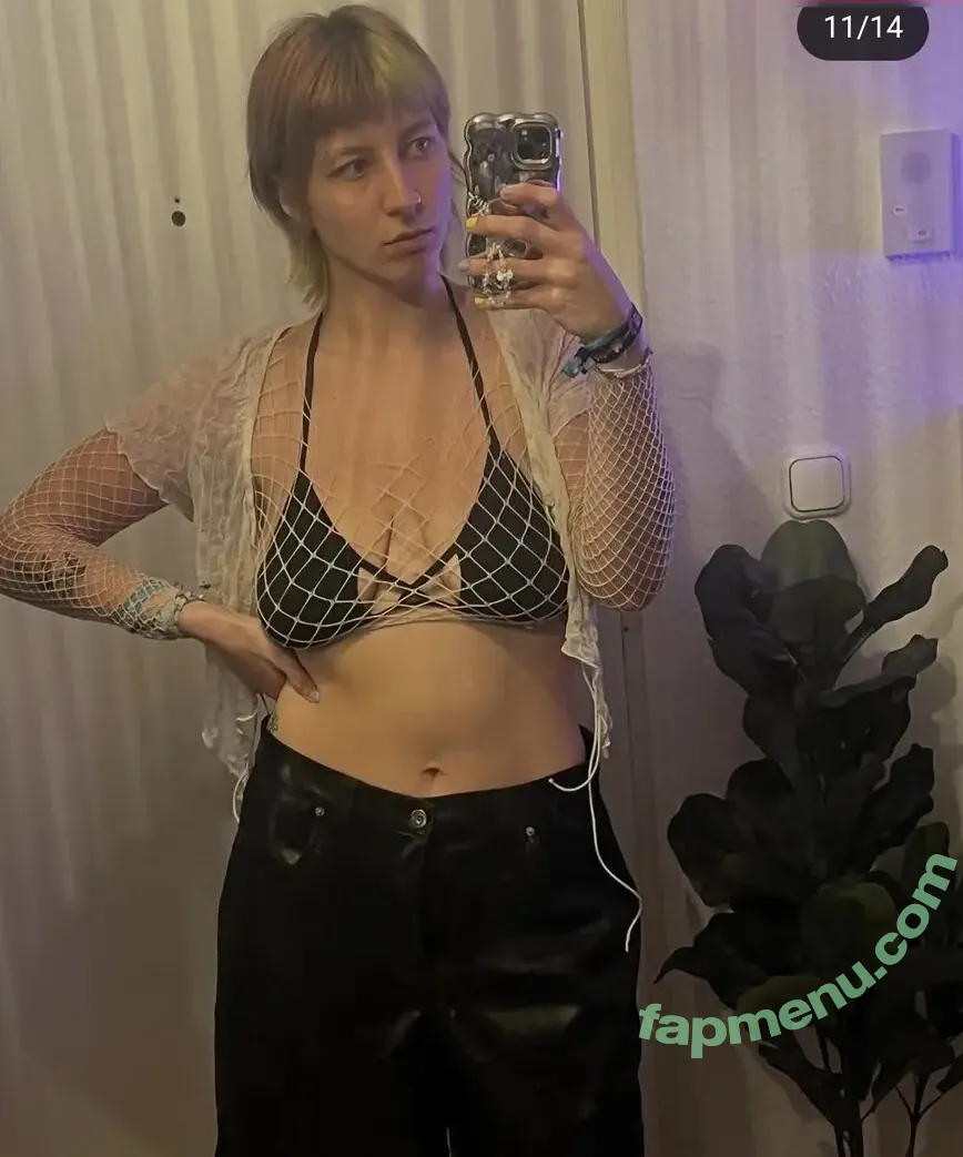 marleendi nude photo #0071 (hannahtaylorx)